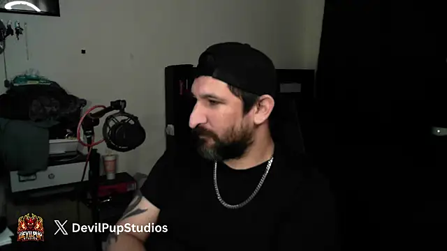 צ'אט XXX בשידור חי של DevilPup75_