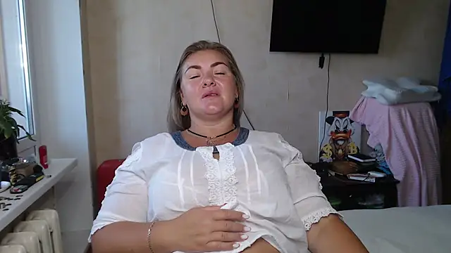 Chat +18 de NikaSkylink ao vivo