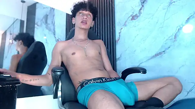 BlakeSttone live XXX chat