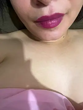 IrresistibleAttractiarabi 웹캠 쇼