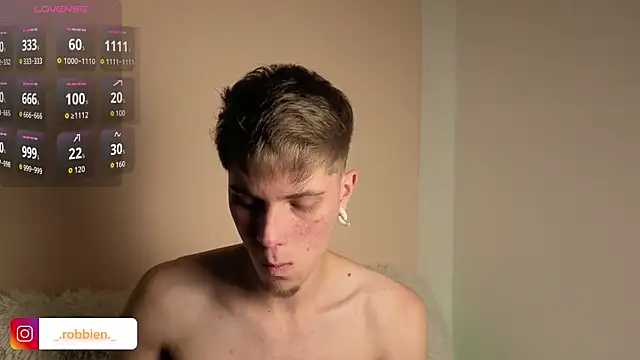 Онлайн чат XXX robbinblaze_