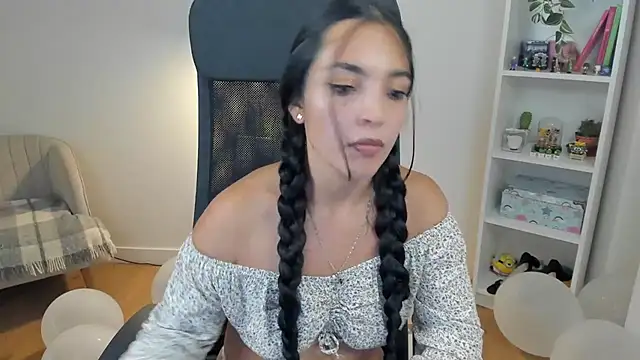 _BellaEvans_ live XXX chat