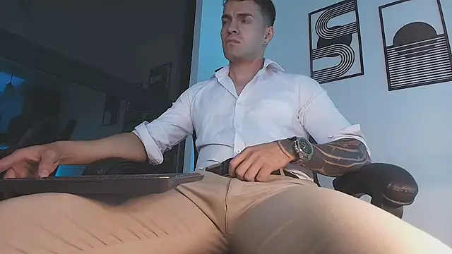 ALPHA_DOMINUS_'s Webcam Show