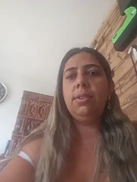 Chatroom XXX en direct de Cataleya_Leya