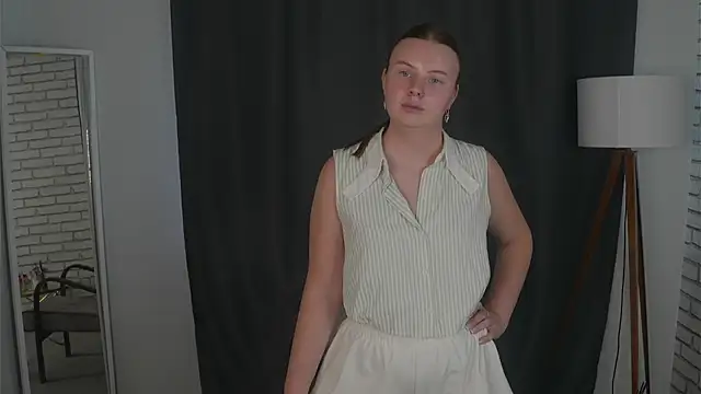 IsobelBoderick live XXX chat