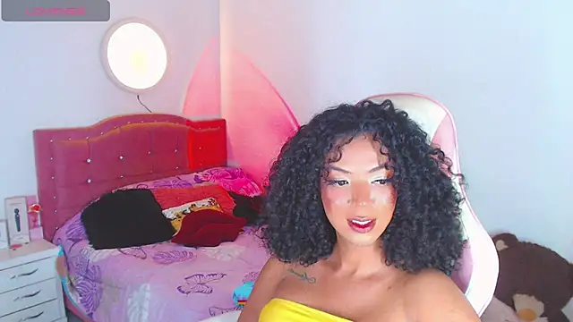 Tanedra_collings Chat XXX in diretta