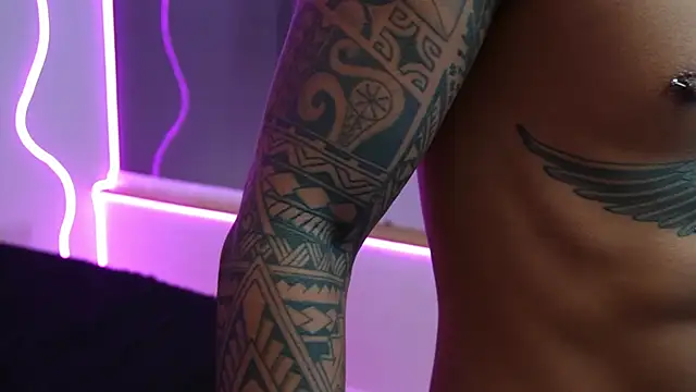 aaron_boltのライブXXXチャット