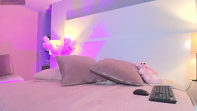 Elisasue's Live XXX Chat