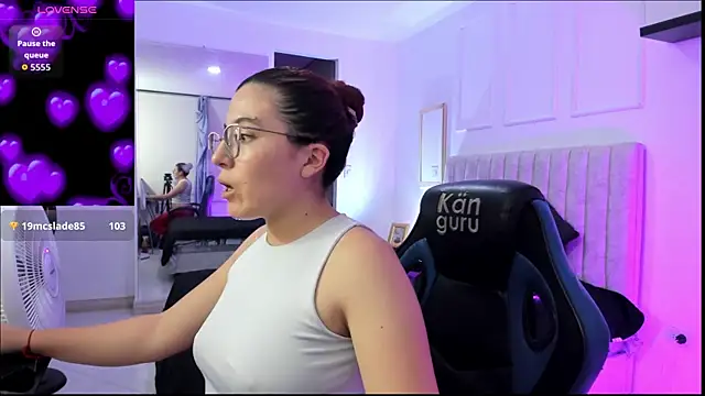 دردشة allison_mc الجنسية المباشرة