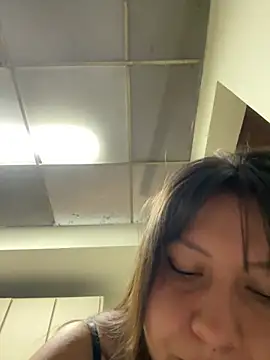 Онлайн чат XXX Larissa_Antonella