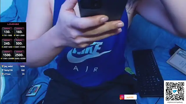Chat +18 de adonisZafiro ao vivo