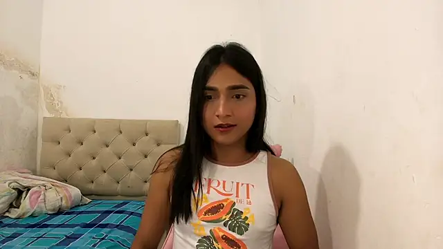 Miss_noah18 XXX чат на живо