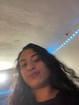 SoakedUpKitty- লাইভ XXX চ্যাট