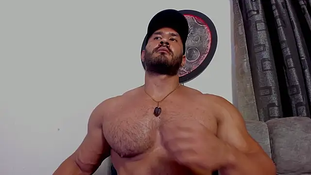 curt_xxx Adlı Modelin Canlı XXX Sohbeti