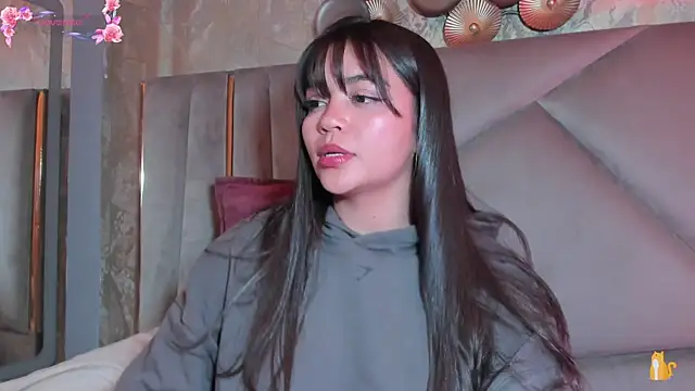KimDevinne Chat XXX in diretta