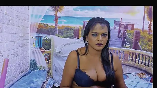 indianswtbella's Live XXX Chat
