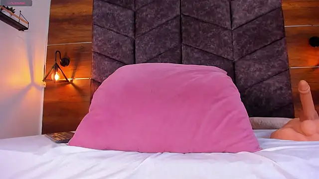 DulceAurora__ লাইভ XXX চ্যাট