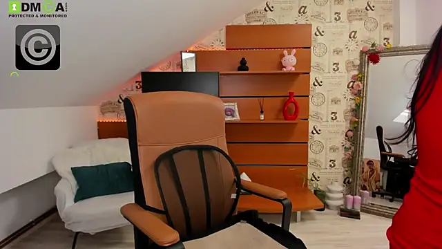 EmillyTaylor লাইভ XXX চ্যাট