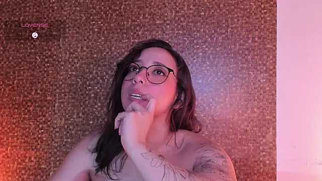Apartment28 Live XXX-Chat
