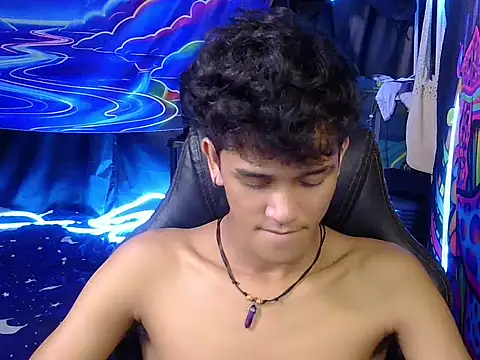 hugekenbigcock লাইভ XXX চ্যাট