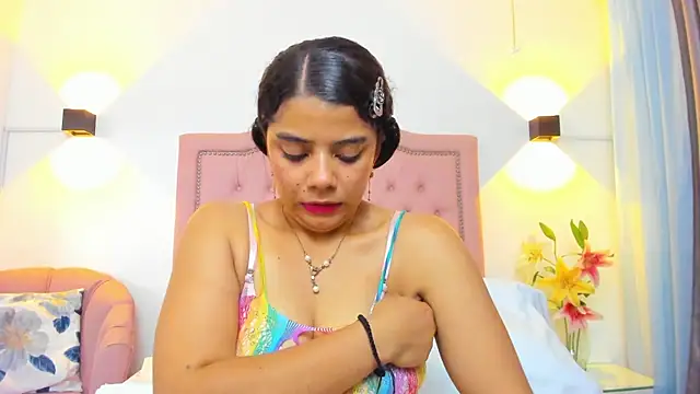 JulieeHabubu লাইভ XXX চ্যাট