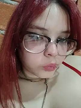 Chat XXX en directo de Luluu063i