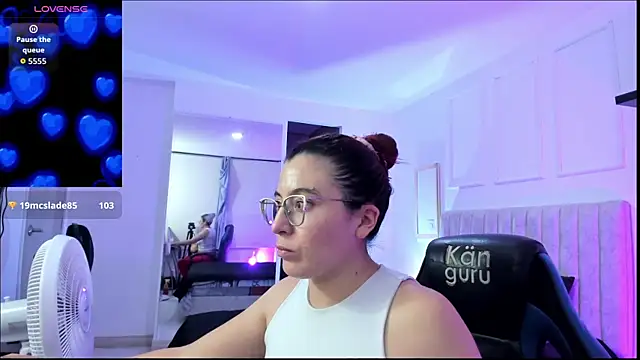 allison_mc's Live XXX Chat
