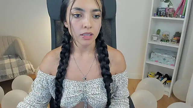_BellaEvans_n Live XXX chat