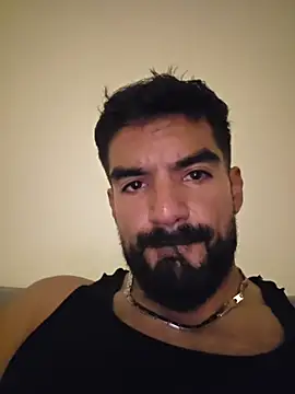 แชท XXX สดของ piggylatino