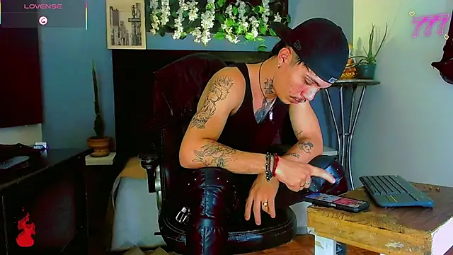 Chat +18 de HannibalLester ao vivo