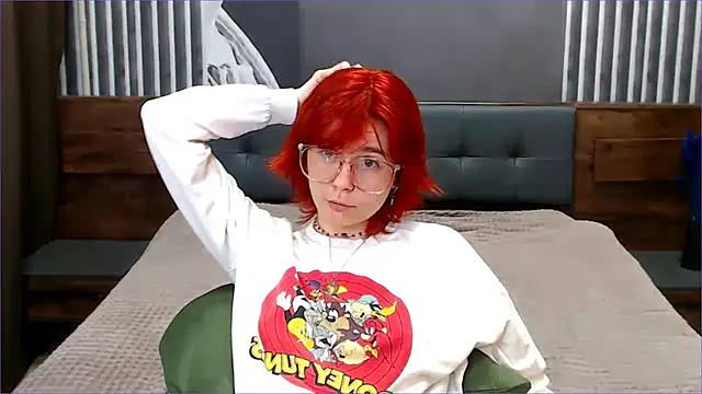 Chat XXX en directo de Avrora_Vance