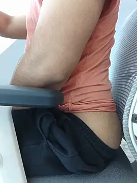 צ'אט XXX בשידור חי של 8inch_hunk19