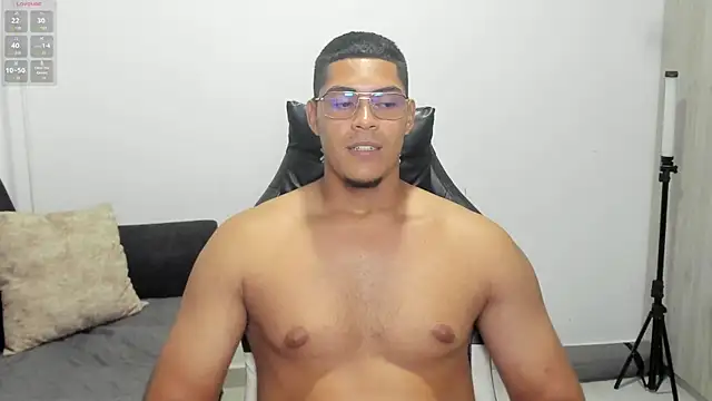 Iamdylan777n Live XXX chat