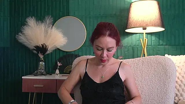 HaileyMoonn – Naživo XXX chat