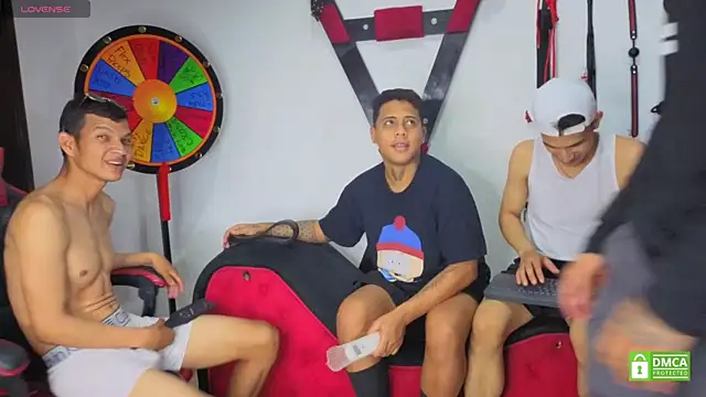 EliteBoysLive live XXX chat