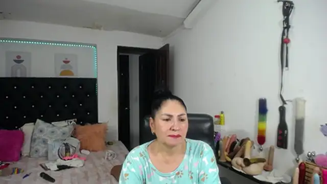 Chat XXX ao vivo de mature_bigboobs10