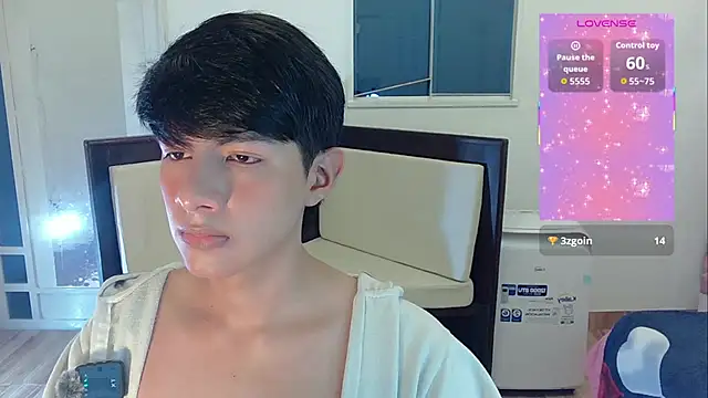 Chatroom XXX en direct de phuwin_bj