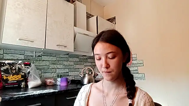 TranquilityPleasure live XXX chat