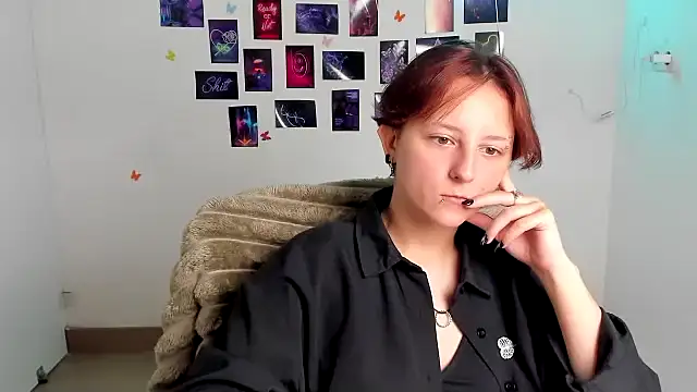 Dilara_Kiss_ Live XXX-chat