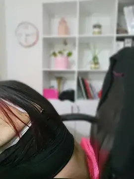 Gina_Myers élő XXX-chatje