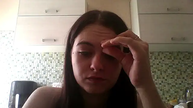 KikiAmino Chat XXX in diretta