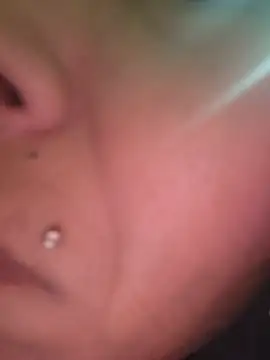 misscectito13's Live XXX Chat
