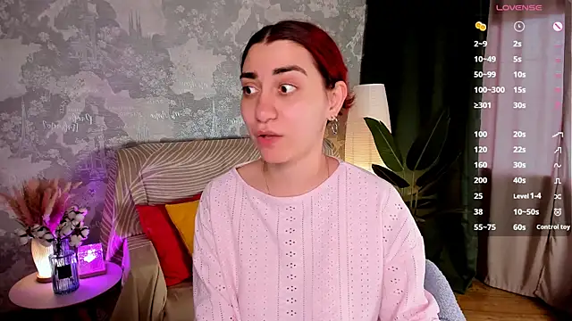 hannacheekss_ Chat XXX in diretta