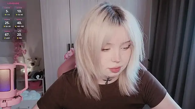 yumi_charm Chat XXX in diretta