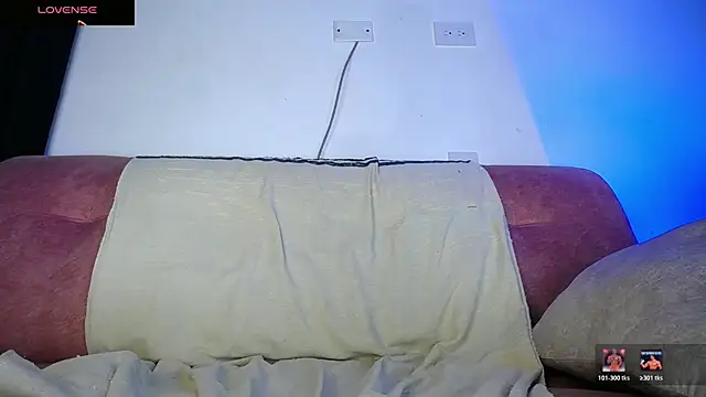 Palo_santo Chat XXX in diretta