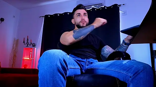 Chat XXX Live MightyAaron66