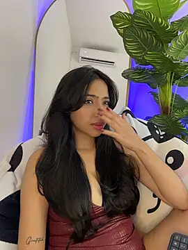 دردشة _Emily_Thompson_ الجنسية المباشرة