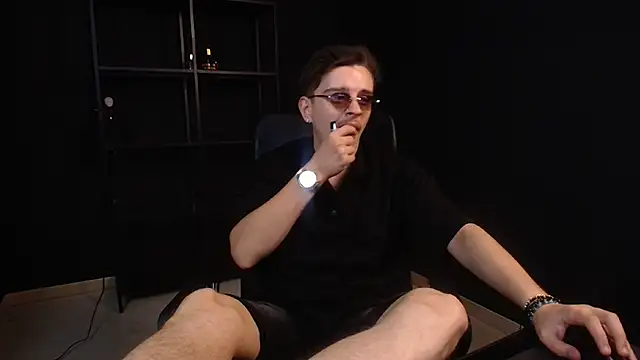 FelixStarkk: απευθείας συνομιλία ΧΧΧ