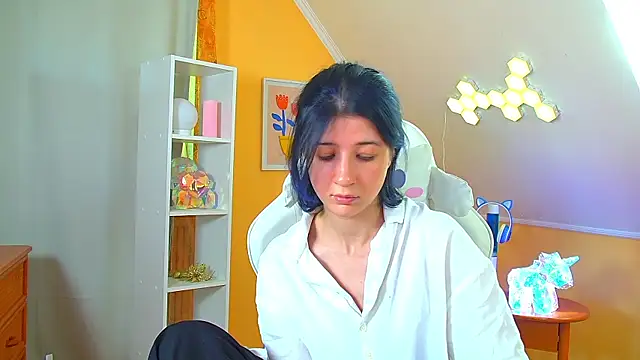 AnneAvelin Adlı Modelin Canlı XXX Sohbeti