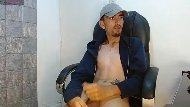 XXX chat uživo modela MykeCastle